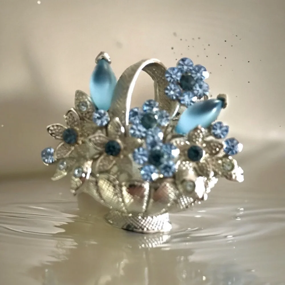 Brooch, Flower Basket, Vintage Silver-Tone, Blue Marquise and Round Rhin…